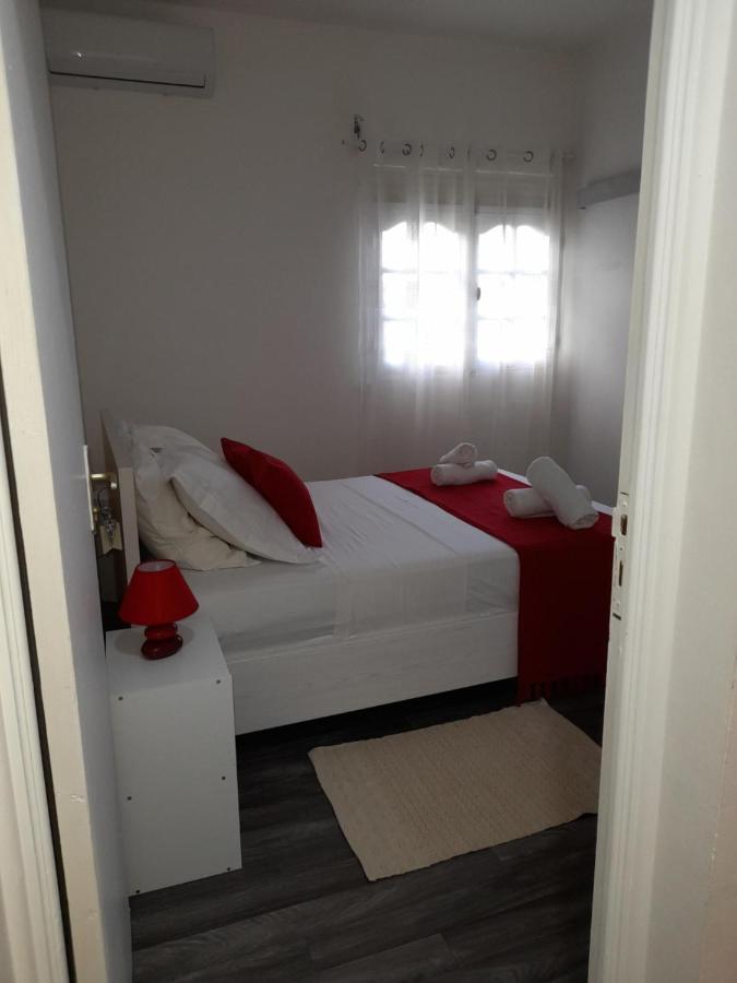 Apartament Chez Lucile Et Gilbert Bouillante Zewnętrze zdjęcie